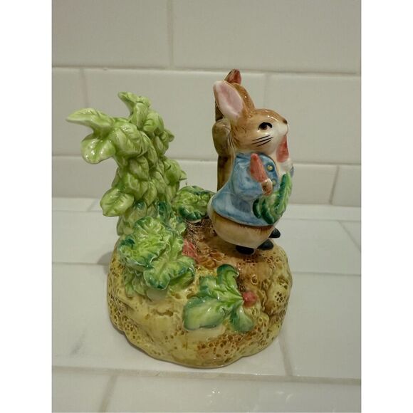 Peter Rabbit - Beatrix Potter-Music Box by Schmid - Picture 2 of 6